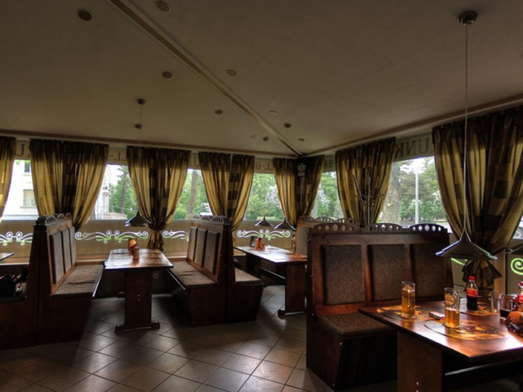Hotel Krunk Sillamäe Εξωτερικό φωτογραφία