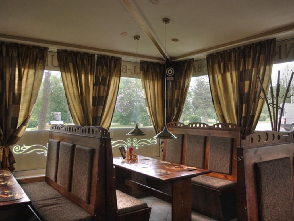 Hotel Krunk Sillamäe Εξωτερικό φωτογραφία