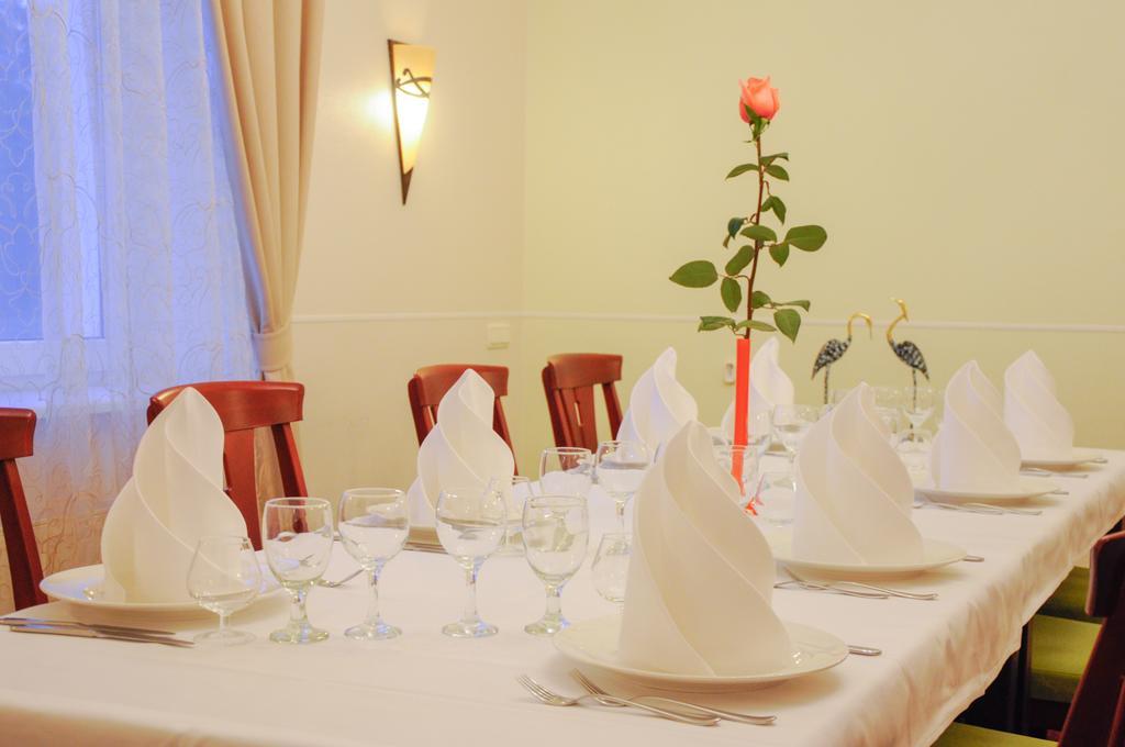 Hotel Krunk Sillamäe Εξωτερικό φωτογραφία